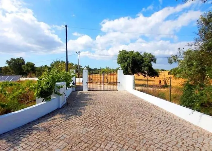 Villa Quinta Do Lamy By Ici Algarve